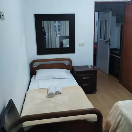 Apartment Petrit *