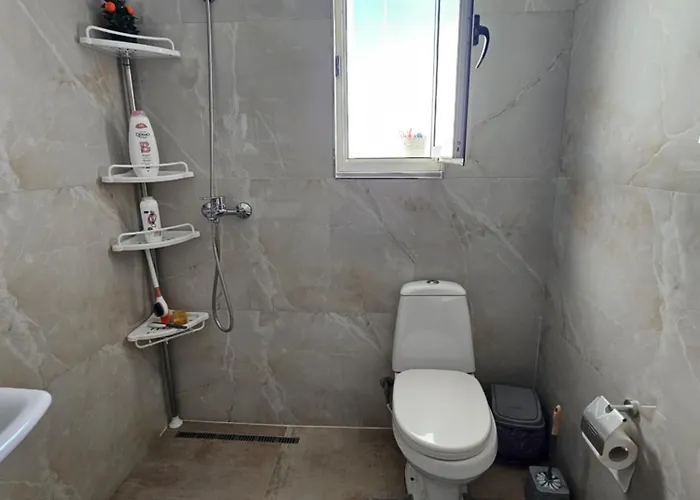 Petrit Appartamento Qeparo