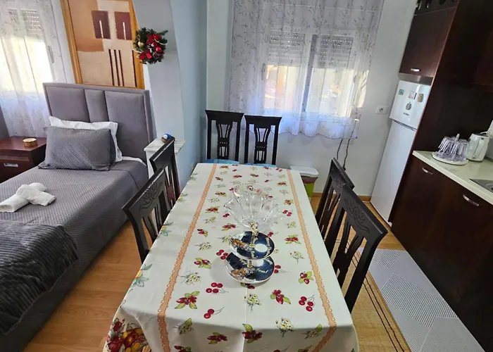 Appartamento Petrit Qeparo